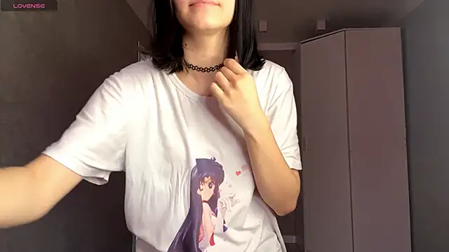 AmeliaMiotii online show from 04-06-26, 10:16