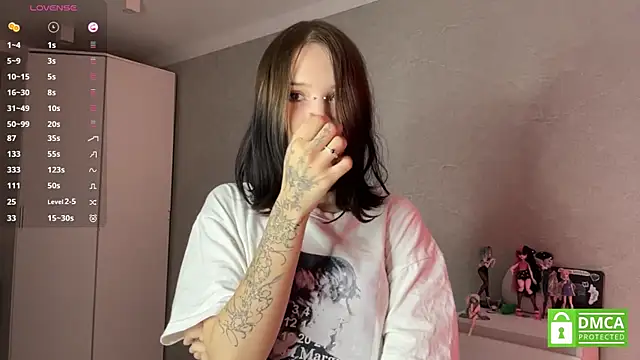 AmeliaMiotii online show from 05-02-26, 11:04