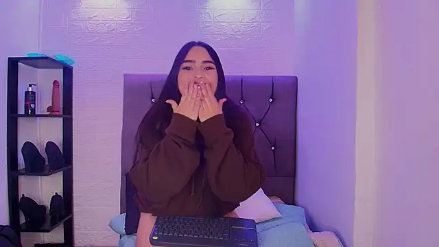 Snapshot of sweet__cherry1 chatting on 03-30-26, 06:42 sweet cherry1 online show from 03-30-26, 06:42