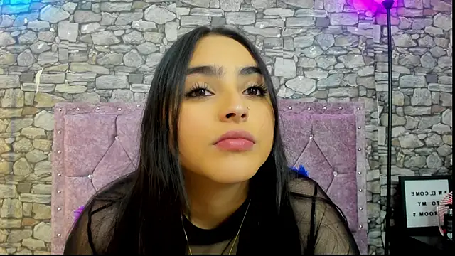 Snapshot of sweet__cherry1 chatting on 04-20-26, 07:15 sweet cherry1 online show from 04-20-26, 07:15