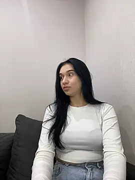 camila beautiful online show from 04-14-26, 08:15