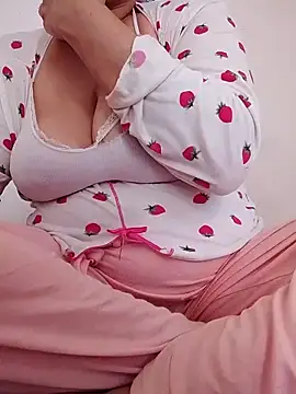 Snapshot of _KapiiTana_ chatting on 04-16-26, 11:44 KapiiTana online show from 04-16-26, 11:44