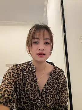 Yang 218 online show from 04-23-26, 12:29