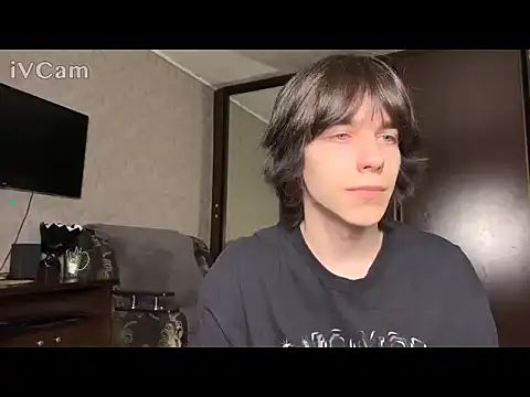 Snapshot of mason_silver chatting on 04-10-26, 03:39 mason silver online show from 04-10-26, 03:39