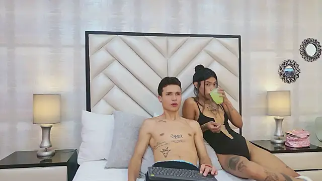ChloeAndJeanPaul online show from 04-29-26, 12:59