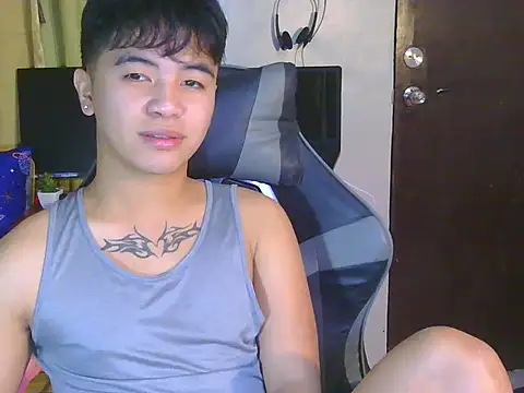 Snapshot of Untouchable_Bromancexxx chatting on 05-02-26, 09:36 Untouchable Bromancexxx online show from 05-02-26, 09:36