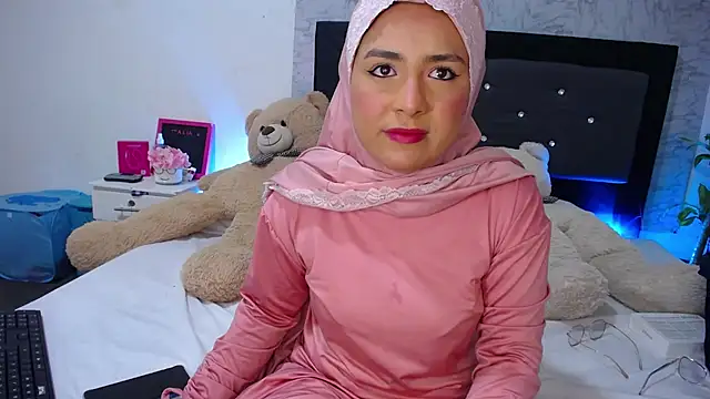 Snapshot of alia_asad chatting on 06-26-26, 12:53 alia asad online show from 06-26-26, 12:53
