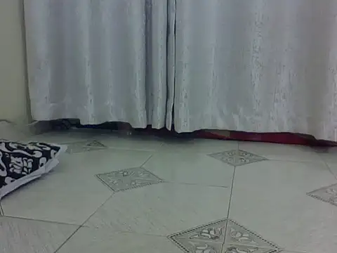 nozie03 online show from 04-08-26, 02:06