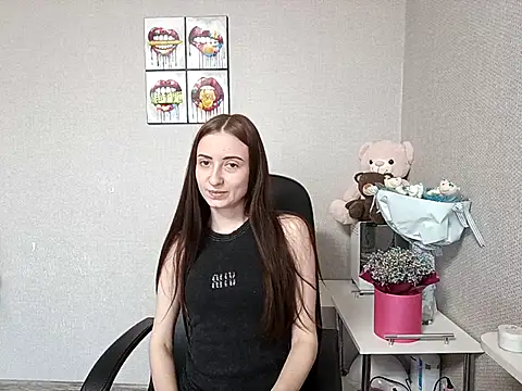 Linda Mur  online show from 04-04-26, 05:38