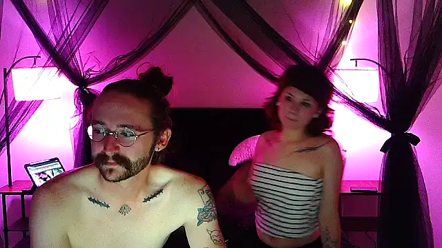 Rose n Hippie online show from 03-28-26, 12:54