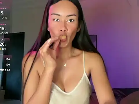 SweetSugar xx online show from 06-11-26, 05:16