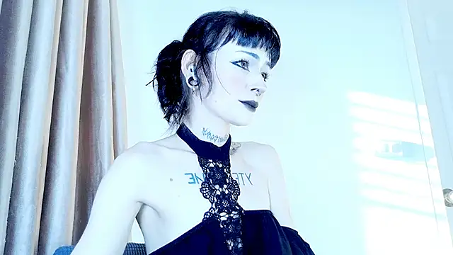 H3xD0ll online show from 04-11-26, 12:04