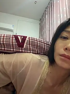 Snapshot of yuanpu0925 chatting on 05-09-26, 10:59 yuanpu0925 online show from 05-09-26, 10:59
