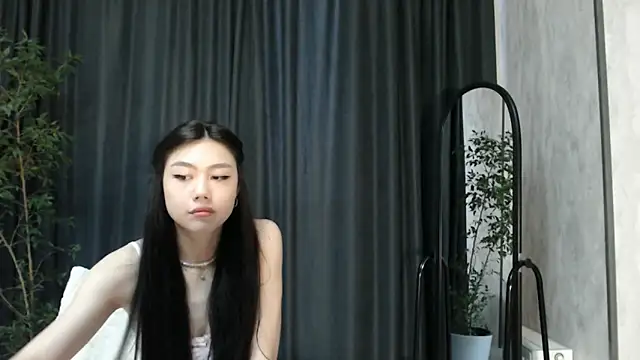 SecretTiny online show from 04-09-26, 12:32