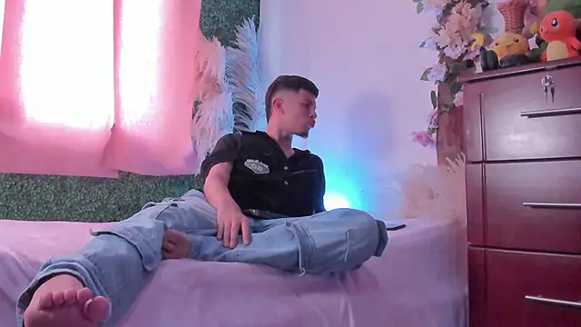 Blaze Star online show from 03-30-26, 01:12