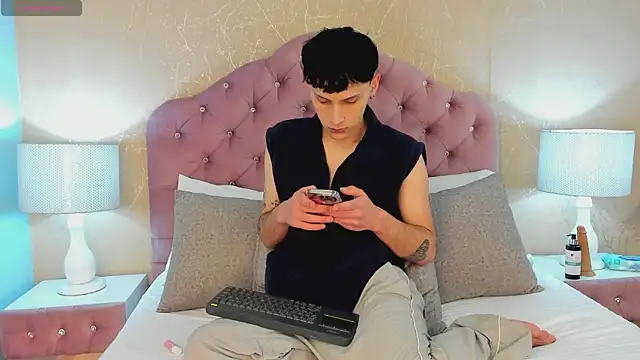 Snapshot of LephyStar chatting on 06-05-26, 03:57 LephyStar online show from 06-05-26, 03:57