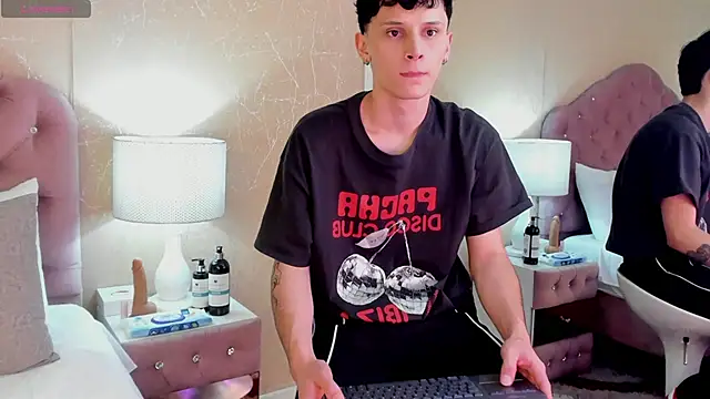 Snapshot of LephyStar chatting on 06-30-26, 11:28 LephyStar online show from 06-30-26, 11:28