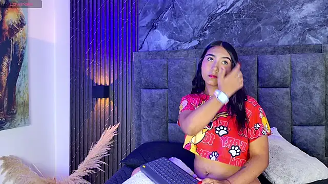 Snapshot of Amaia_aa_ chatting on 03-29-26, 07:47 Amaia aa online show from 03-29-26, 07:47