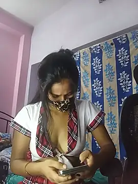 Snapshot of saiyaarax chatting on 06-14-26, 04:09 saiyaarax online show from 06-14-26, 04:09