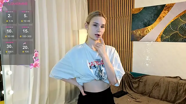 SugarNyaa online show from 04-05-26, 11:18