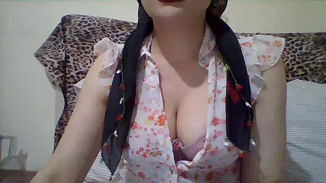 Snapshot of busex25 chatting on 06-26-26, 09:19 busex25 online show from 06-26-26, 09:19