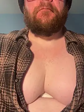 hugemanbreasts online show from 03-29-26, 02:55