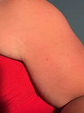 hugemanbreasts online show from 06-05-26, 10:04
