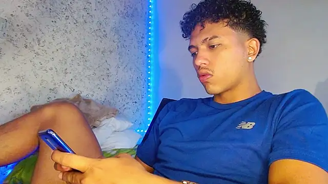 tonydesire  online show from 04-21-26, 07:50