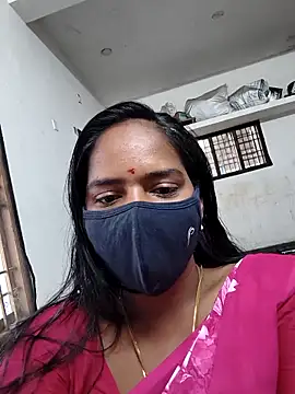 Snapshot of Tamil_Sangeetha chatting on 04-06-26, 01:58 Tamil Sangeetha online show from 04-06-26, 01:58