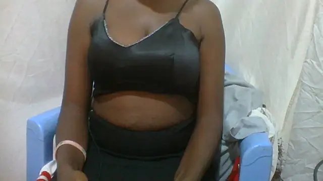 Snapshot of petite46 chatting on 07-05-26, 04:19 petite46 online show from 07-05-26, 04:19
