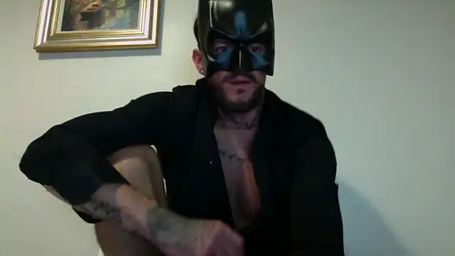 Snapshot of Siriuslunaris chatting on 04-10-26, 10:47 Siriuslunaris online show from 04-10-26, 10:47