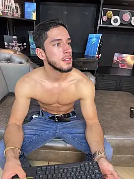 axel tone online show from 03-31-26, 09:48