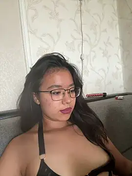 Snapshot of Z_Milll chatting on 07-02-26, 11:16 Z Milll online show from 07-02-26, 11:16