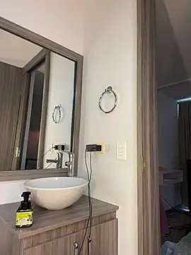 EmmaVonn online show from 05-09-26, 12:32