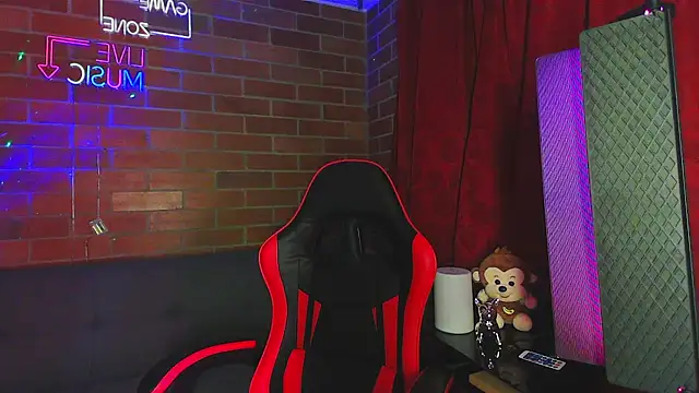 Snapshot of adisson2_ chatting on 03-31-26, 05:19 adisson2 online show from 03-31-26, 05:19