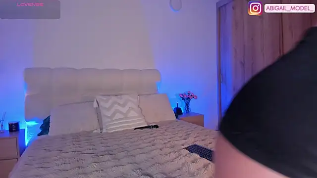 abigail 01 online show from 07-24-26, 03:04
