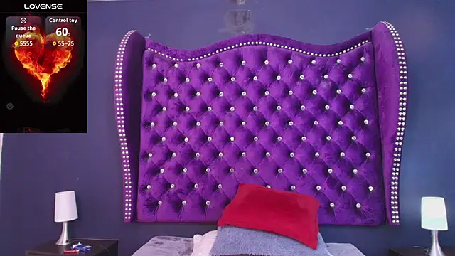 MistressNyx  online show from 04-22-26, 01:45