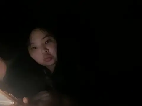 ronacutie online show from 03-31-26, 07:47