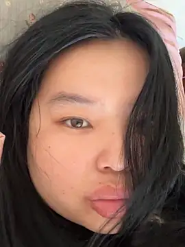 ronacutie online show from 04-01-26, 07:53