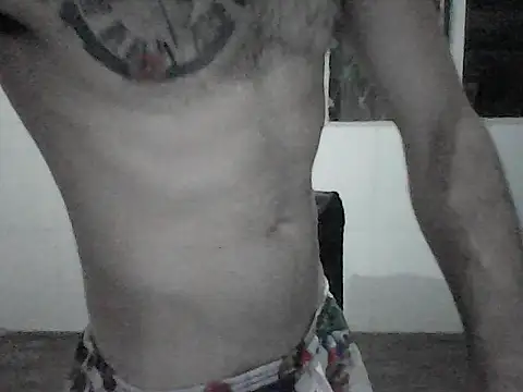 Snapshot of NoxxVx chatting on 04-07-26, 01:06 NoxxVx online show from 04-07-26, 01:06