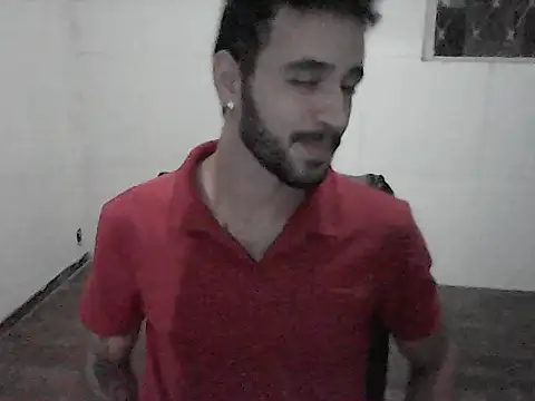Snapshot of NoxxVx chatting on 05-01-26, 01:21 NoxxVx online show from 05-01-26, 01:21