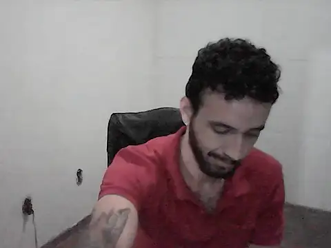 Snapshot of NoxxVx chatting on 05-07-26, 02:17 NoxxVx online show from 05-07-26, 02:17