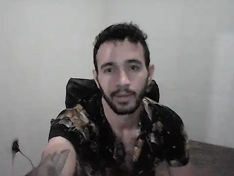 Snapshot of NoxxVx chatting on 05-09-26, 01:33 NoxxVx online show from 05-09-26, 01:33