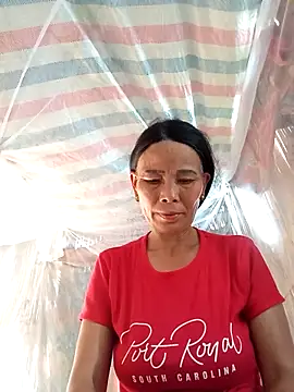 Snapshot of __Ruby01__ chatting on 05-14-26, 02:07 Ruby01 online show from 05-14-26, 02:07