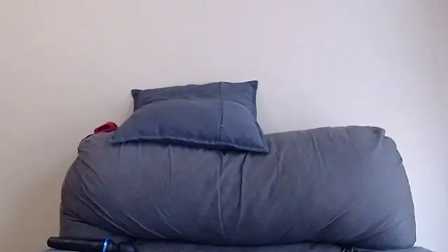 Snapshot of xxZoeyx chatting on 10-05-25, 04:22 xxZoeyx online show from 10-05-25, 04:22