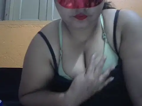 Snapshot of Naina1994 chatting on 04-08-26, 09:26 Naina1994 online show from 04-08-26, 09:26