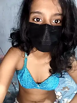 Snapshot of manu_babe chatting on 04-26-26, 10:07 manu babe online show from 04-26-26, 10:07