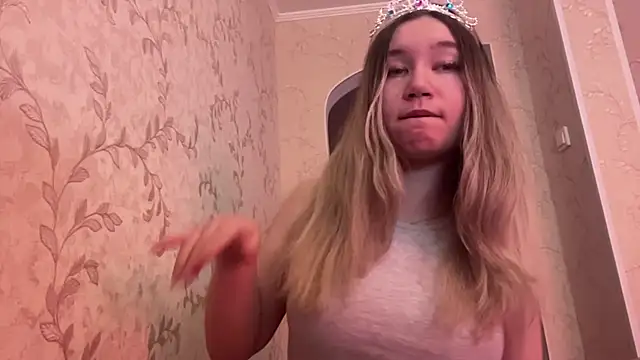 IreneOrbison online show from 04-03-26, 01:31