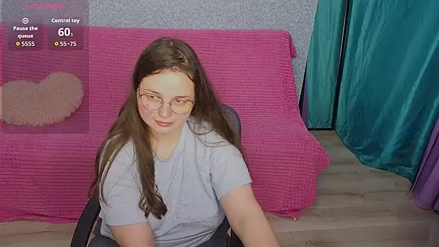 Snapshot of SofiDreamm chatting on 05-14-26, 07:42 SofiDreamm online show from 05-14-26, 07:42