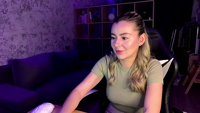 Snapshot of SandyKiss_ chatting on 05-28-26, 06:38 SandyKiss online show from 05-28-26, 06:38